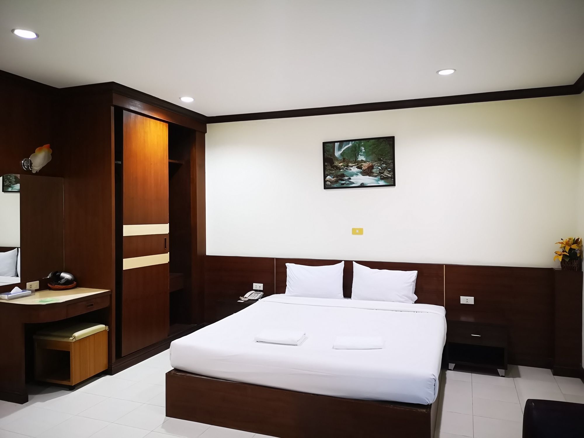 Sabai Hotel Nakhonratchasima Екстериор снимка
